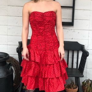 🐞 80s vintage Positively Ellen strapless dress!